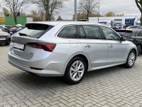 Skoda Octavia Combi 1.5 eTSI DSG