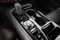 Volvo V60 T8 TwinEngine R-Design AWD