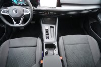 VW Golf VIII 1.4 eTSI DSG