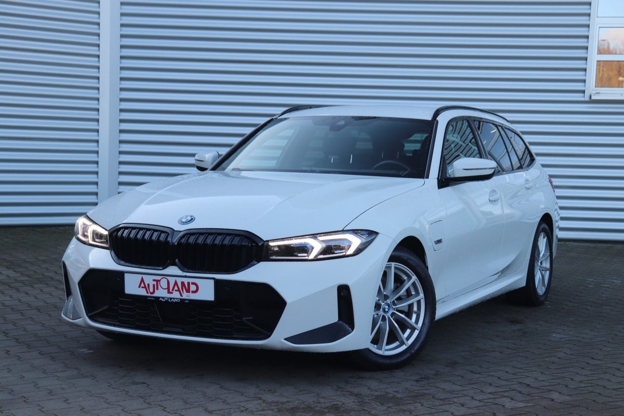 BMW 330 e M-Sport Touring PHEV