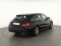Mercedes-Benz CLA 200 Shooting Brake AMG Line