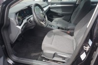 VW Golf VIII Variant 1.5 eTSI DSG