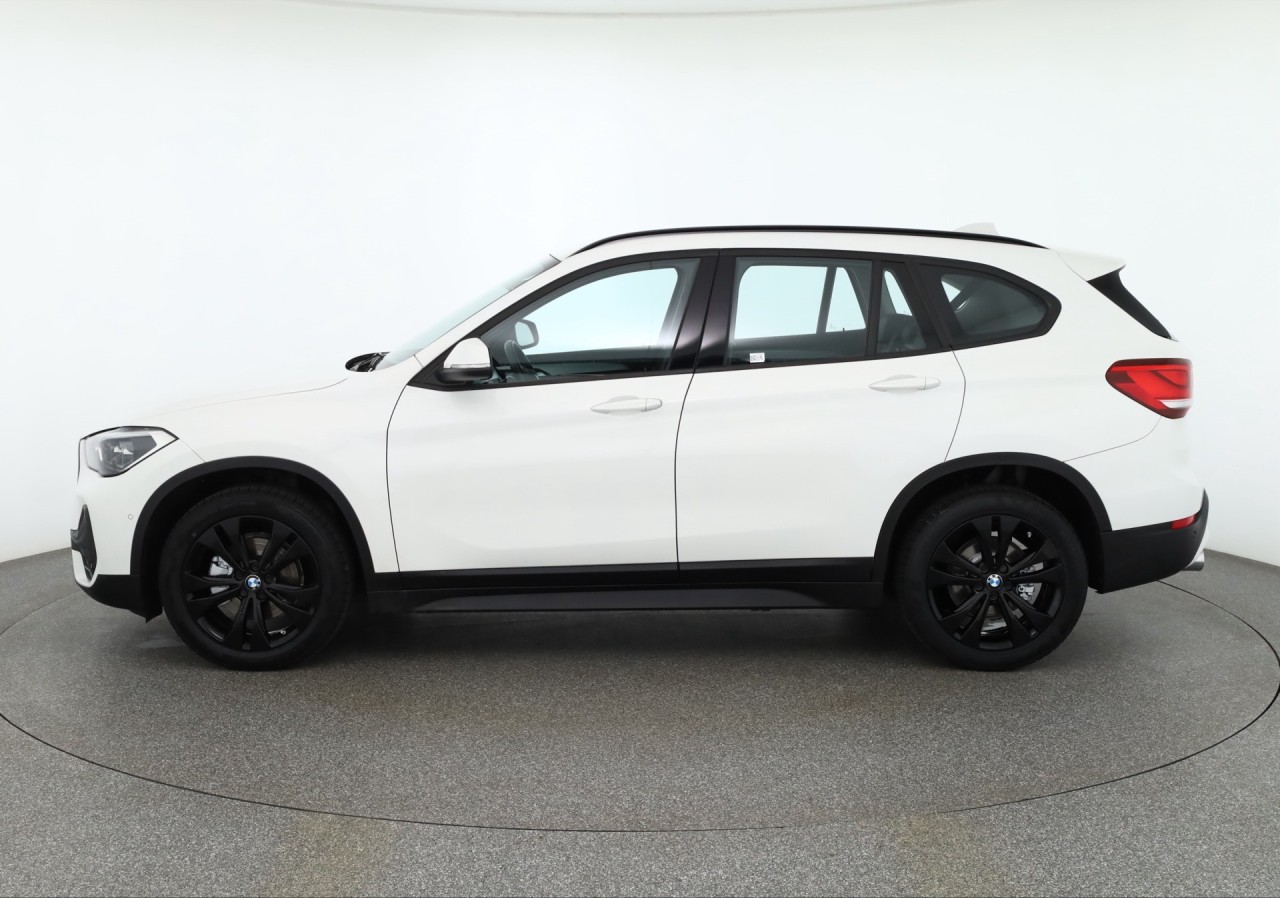 BMW X1 sDrive 18i Advantage