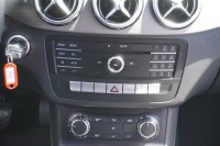 Mercedes-Benz B 180 B180