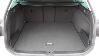 VW Passat Variant 1.5 TSI Highline R-Line