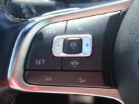 VW Golf VII 2.0 TDI DSG R-Line Pano VC