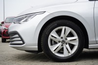 VW Golf VIII Variant Life eTSI DSG