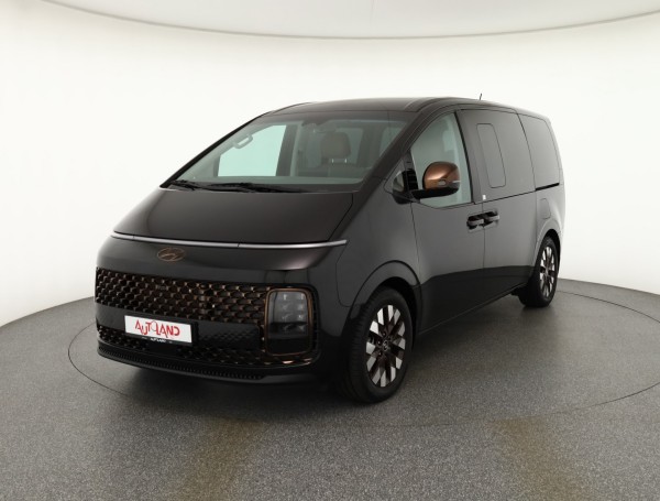 Hyundai Staria 2.2 CRDI 4WD Signature