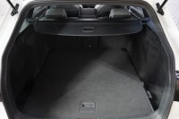 VW Golf VIII Variant R-Line eTSI