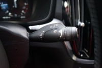 Volvo V60 Kombi 2.0 Momentum Pro