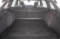 VW Golf VIII Variant 2.0 TDI DSG 2x R-Line