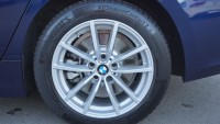 BMW 330 e xDrive Advantage