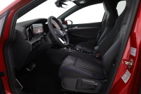 VW Golf VIII Variant 1.5 eTSI R-Line DSG