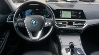 BMW 330 e Advantage
