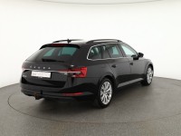 Skoda Superb Combi 2.0 TDI DSG Style