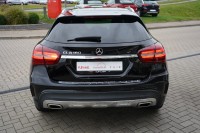 Mercedes-Benz GLA 180 AMG Line