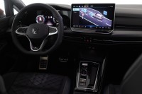 VW Golf VIII Variant 1.5 eTSI R-Line DSG