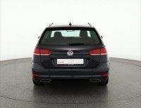 VW Golf VII Variant 2.0 TDI DSG R-Line