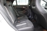 Mercedes-Benz CLA 200 AMG Line