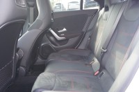 Mercedes-Benz CLA 200 AMG Line