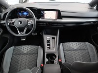 VW Golf VIII 1.5 eTSI R-Line DSG