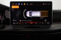 VW Golf VIII Variant 1.5 eTSI DSG