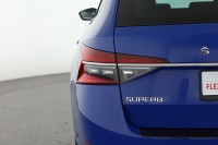 Skoda Superb 2.0 TDI Premium Edition VC