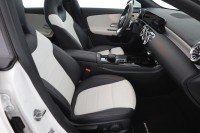 Mercedes-Benz CLA 200 SB AMG Line
