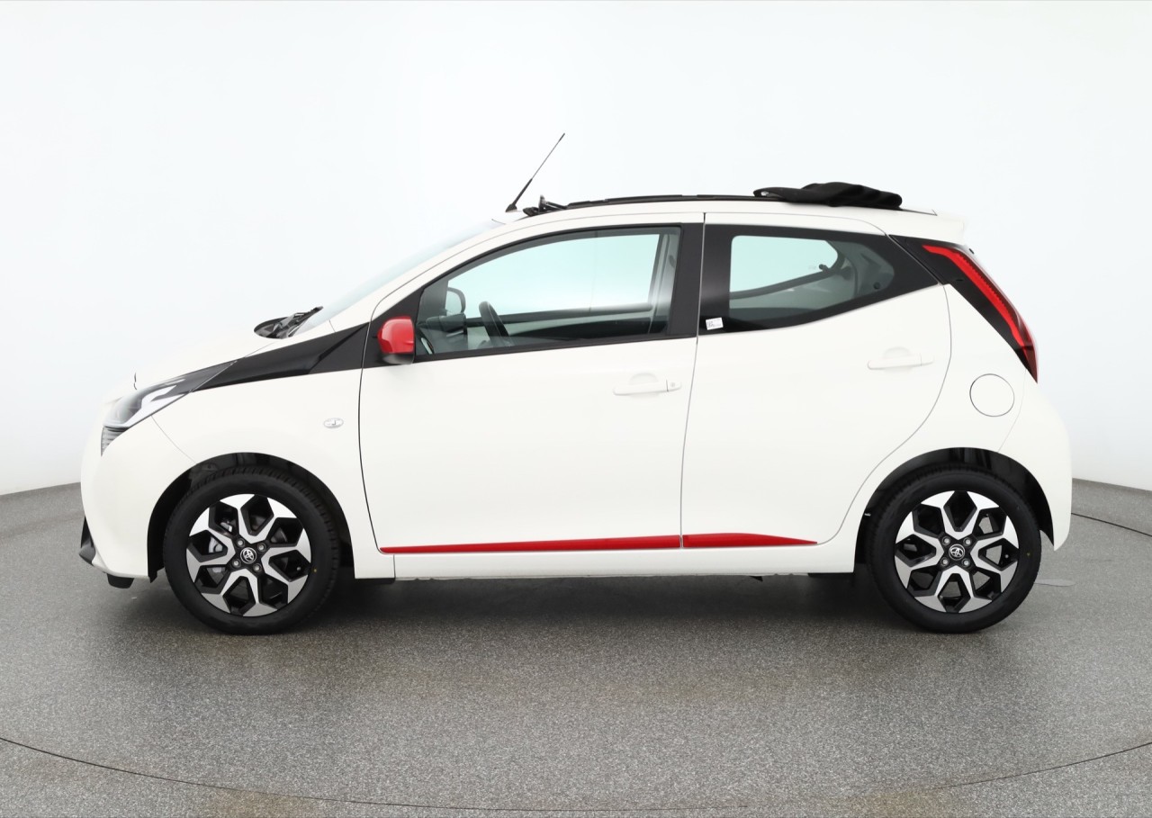 Toyota Aygo 1.0 Aut. x-play connect