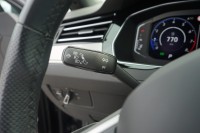 VW Passat Variant 2.0 TSI DSG R-Line
