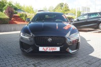 Jaguar XE 2.0 R-Dynamic SE