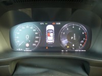 Volvo XC 40 XC40 2.0 M-Hybrid R Design