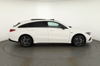 Mercedes-Benz Shooting Brake CLA 250 e AMG Line