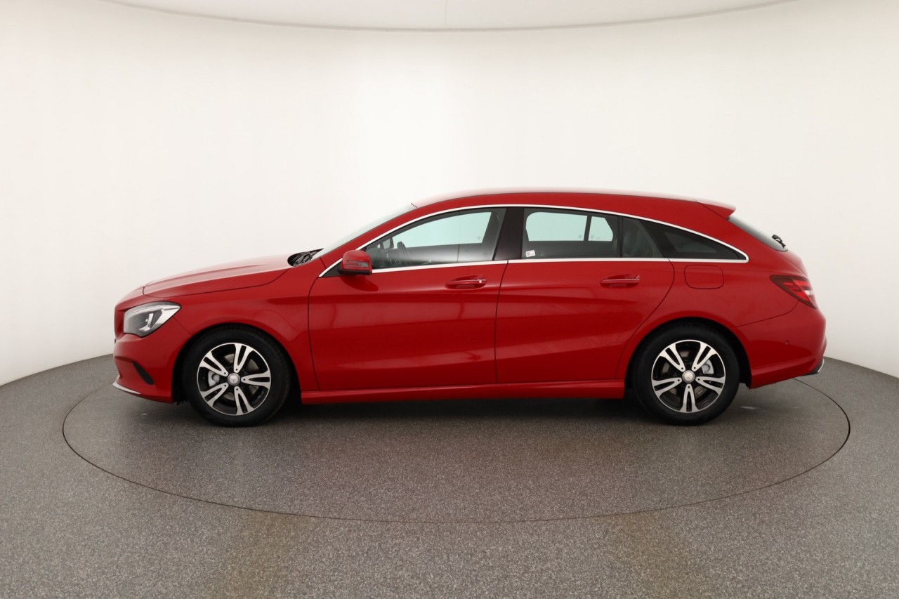 Mercedes-Benz CLA 200 SB Urban