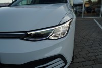 VW Golf VIII Variant 1.0 TSI