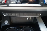 Audi A4 Avant 40 2.0 TDI advanced