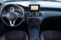 Mercedes-Benz A 200 A200 7G-DCT Urban