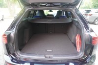 VW Golf VIII Variant 2.0 R 4Motion