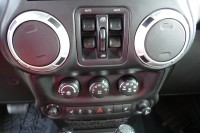 Jeep Wrangler 2.8 CRD Unlimited Sahara Dual Top