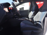 VW Golf VIII Variant 2.0 DSG R 4Motion