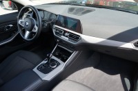 BMW 320 320iA Touring Advantage