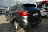 BMW 218 i Luxury Line Aut.
