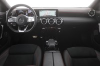 Mercedes-Benz CLA 200 Shooting Brake AMG Line