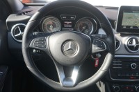 Mercedes-Benz GLA 200 d