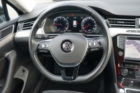 VW Passat Variant 2.0 TDI 4Motion R-Line