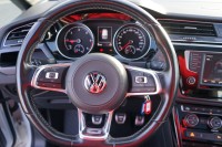 VW Touran 2.0 TDI R-Line