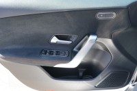 Mercedes-Benz A 200 A200 AMG Line