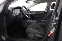 VW Golf VIII Variant 2.0 TDI Life