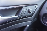 VW Golf VII Variant 1.5 TSI R-Line