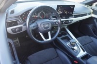 Audi A4 Avant 40 2.0 TDI S line
